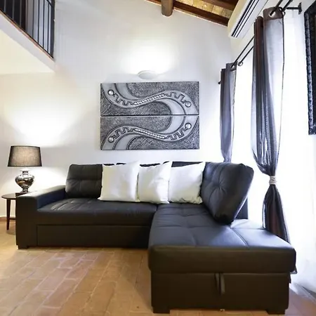 Ibernesi - Charming At The Forums *