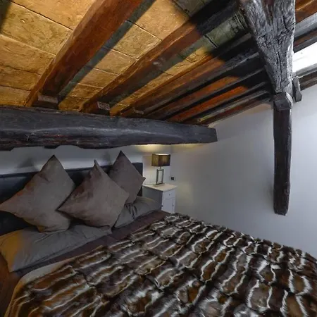 Apartment Ibernesi - Charming At The Forums *