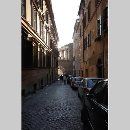 Ibernesi - Charming At The Forums Rome