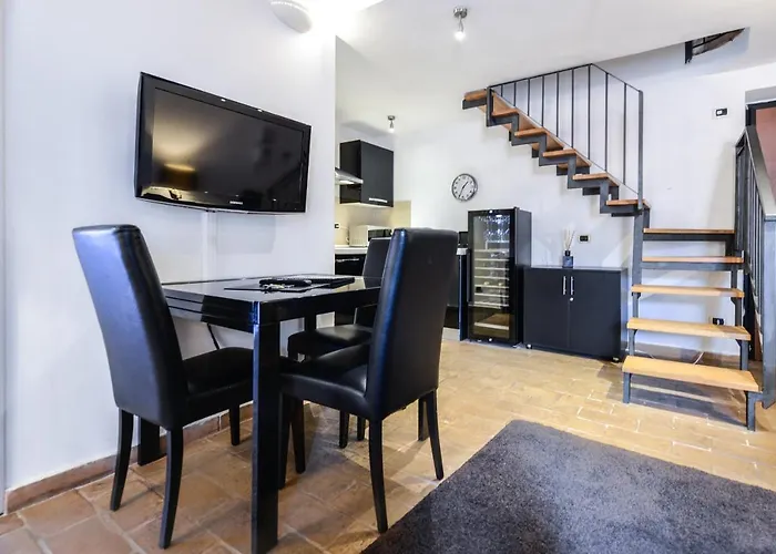 Ibernesi - Charming At The Forums Rom